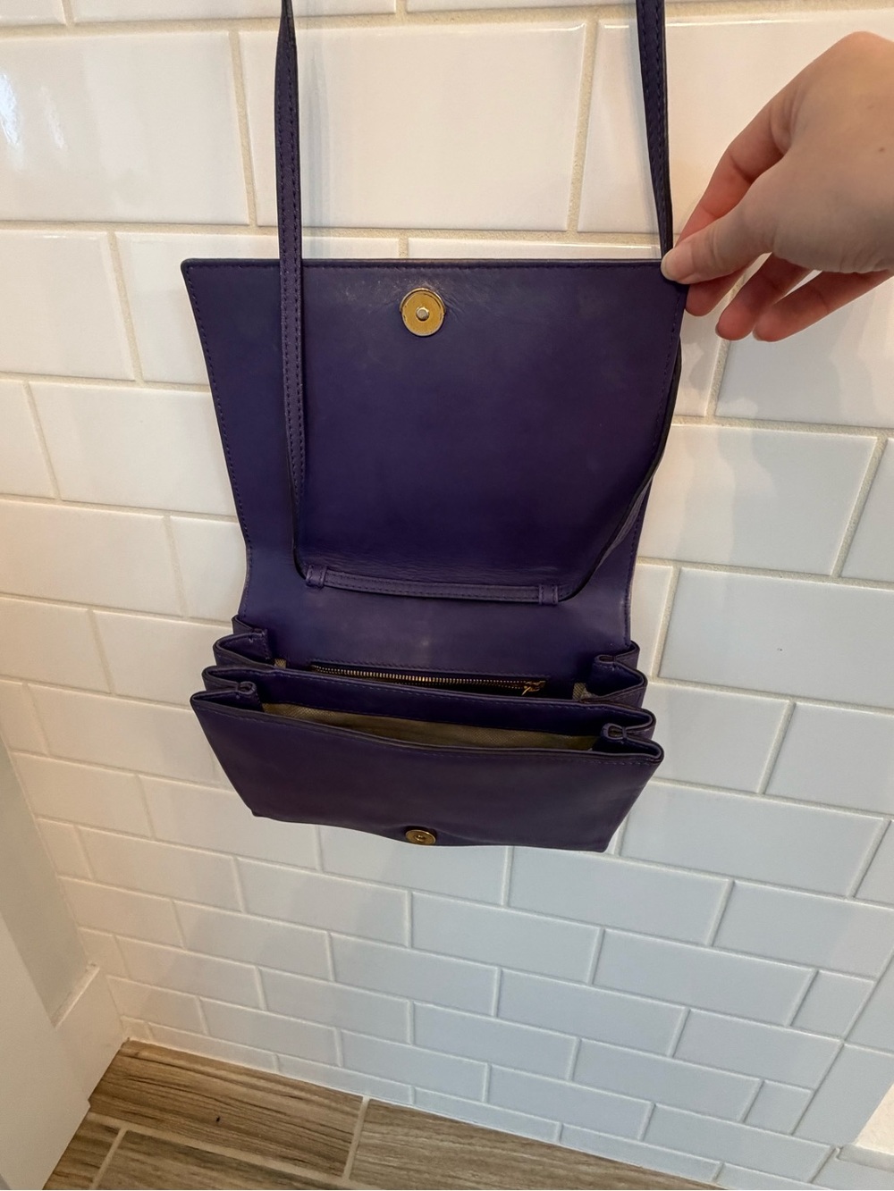 MCM Plum Leather Crossbody Bag - Picture 3 of 7